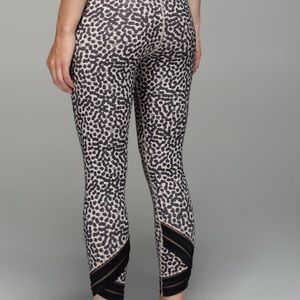 Lululemon high times ace spot crops